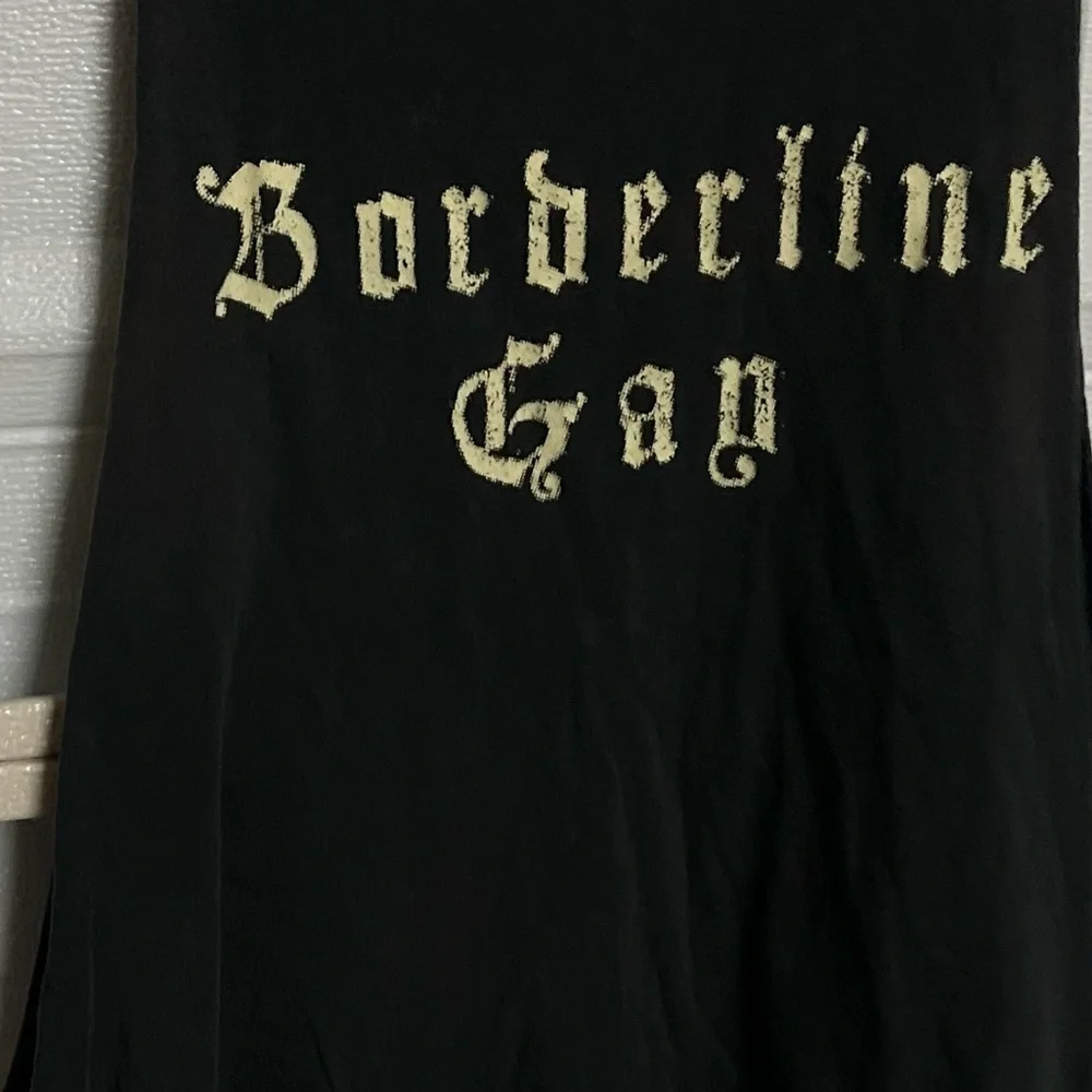 Leave and Kulture “Borderline Gay” Men’s Tank 🌵L - Picture 5 of 6